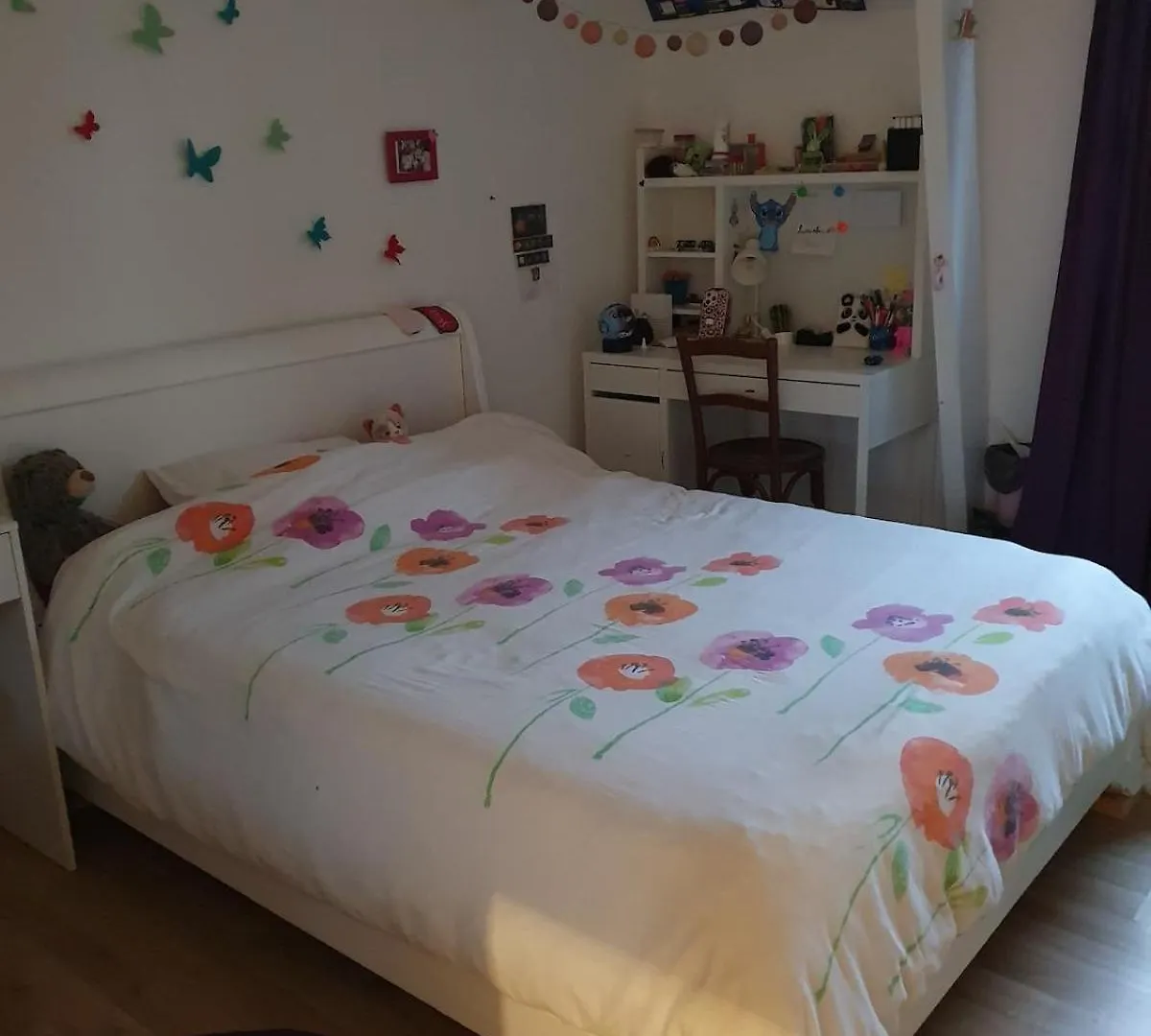 Conveniently Located Family Home Romille Nyaraló